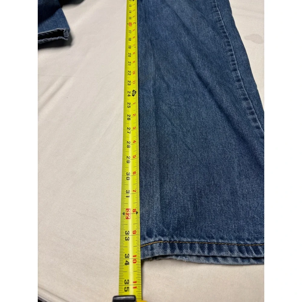 Levis levi 550